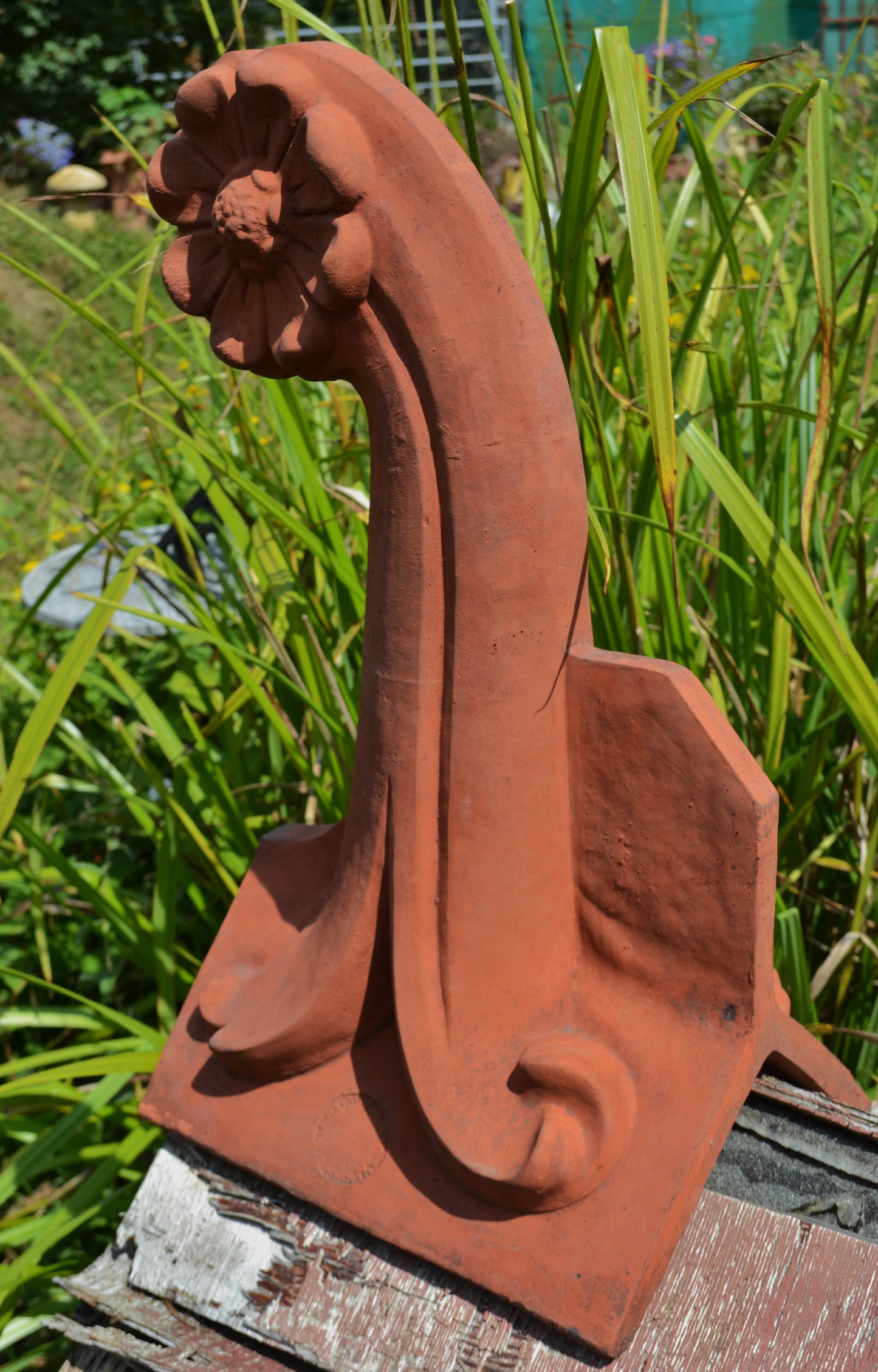 Daisy Sunflower Angled Roof Finial