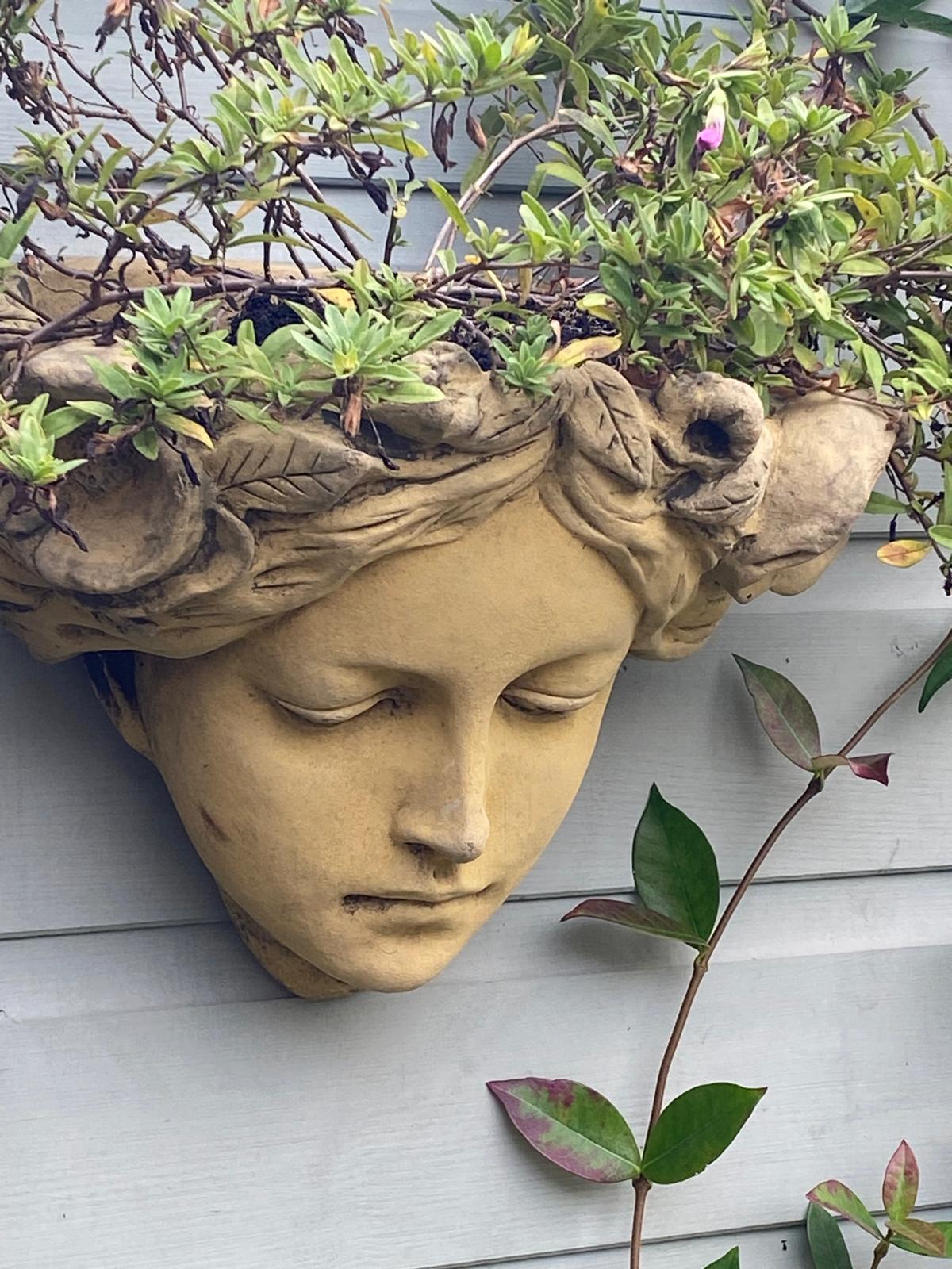 Melody Art Nouveau Planter