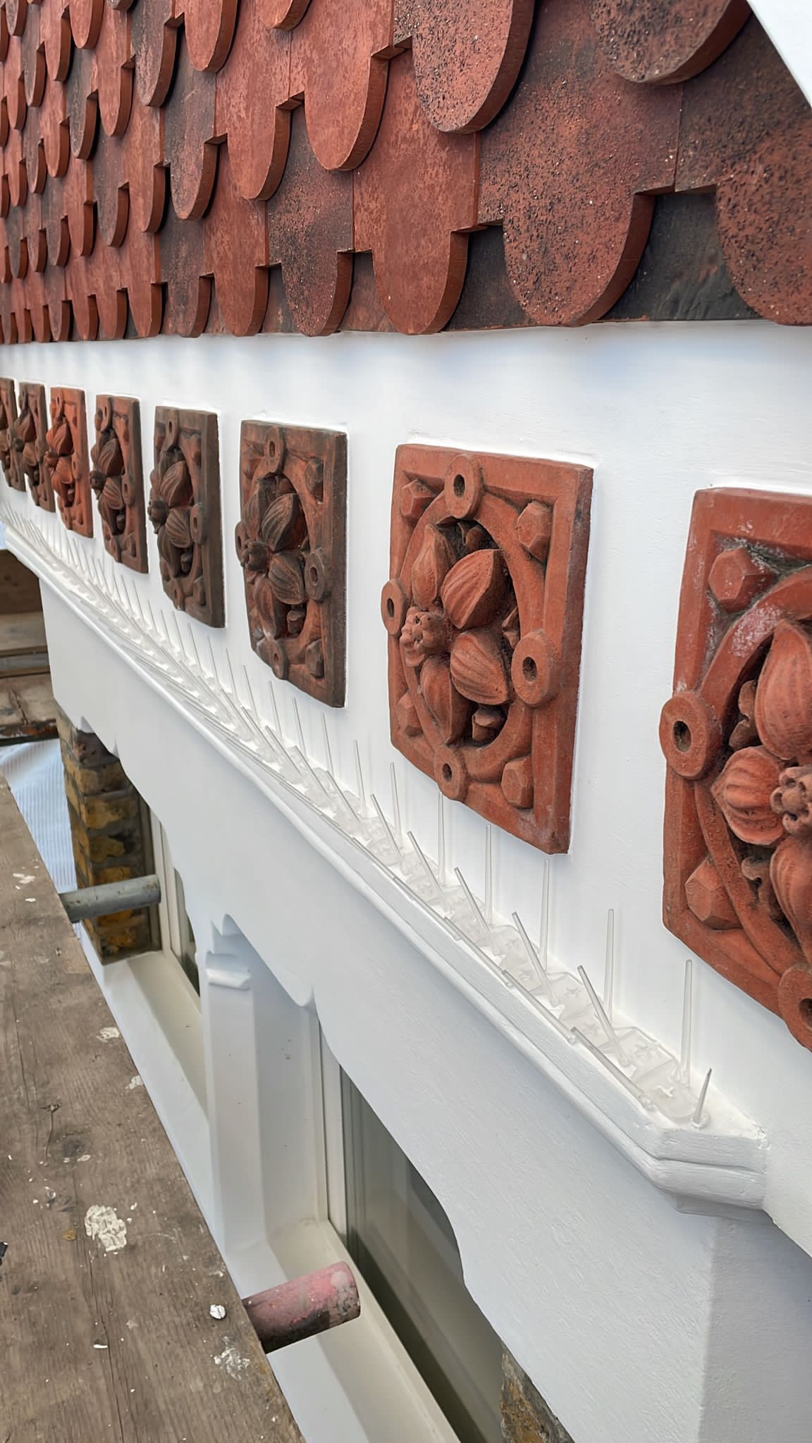 Lily Decorative Brick
