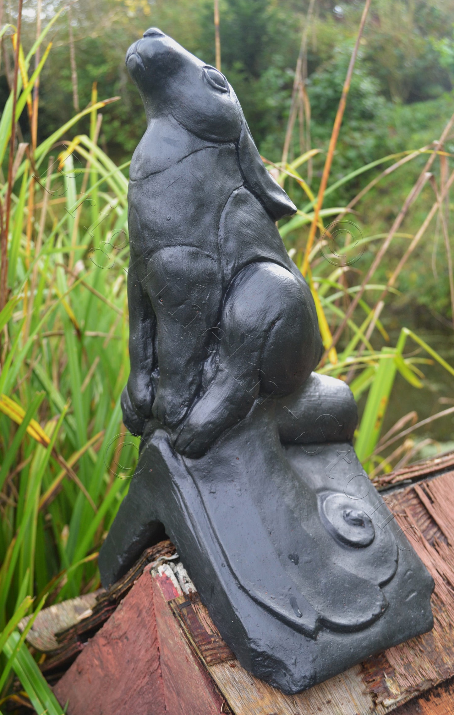 Hare Angled Roof Finial