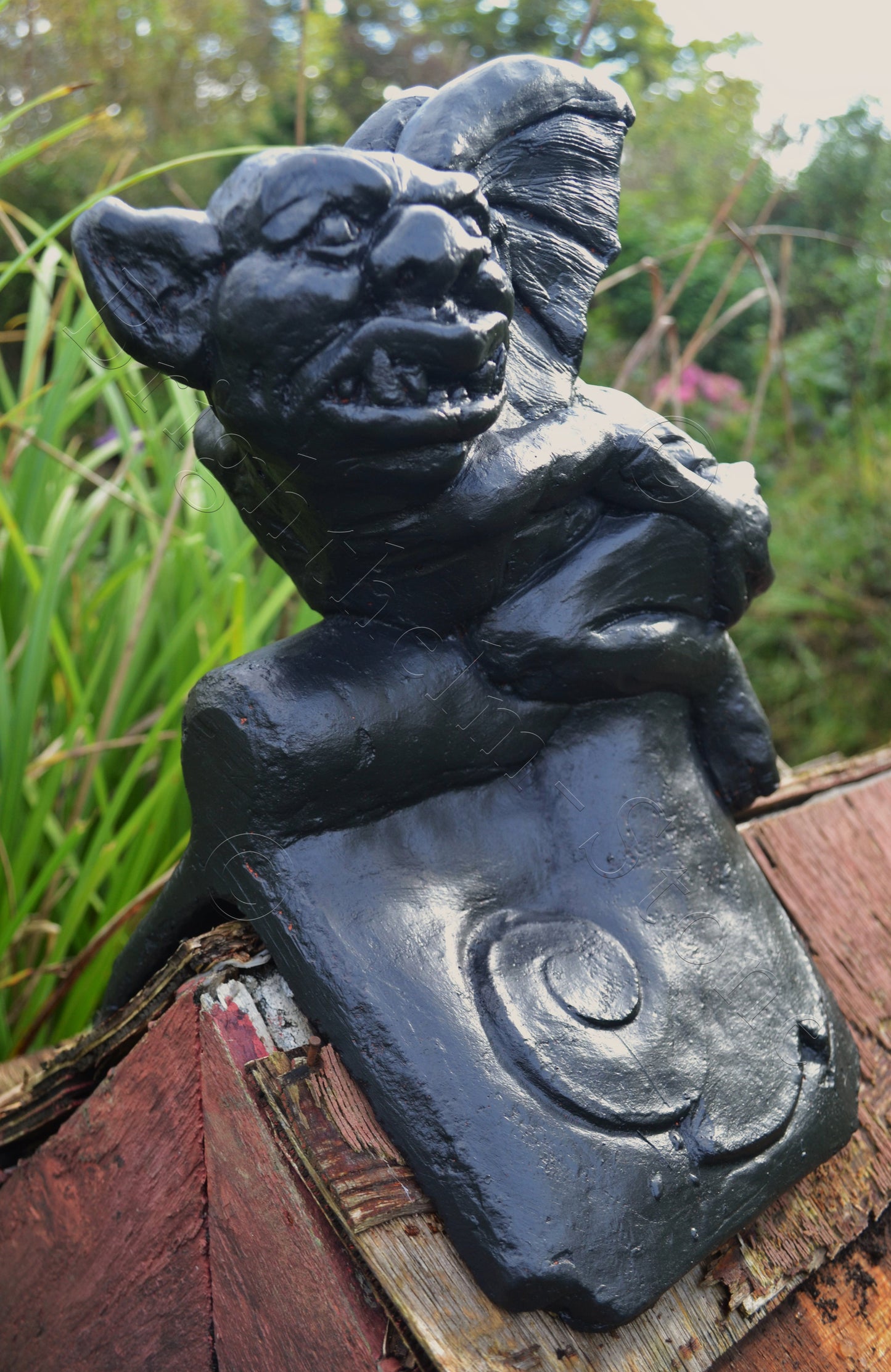 Mooning Gargoyle Angled Roof Finial