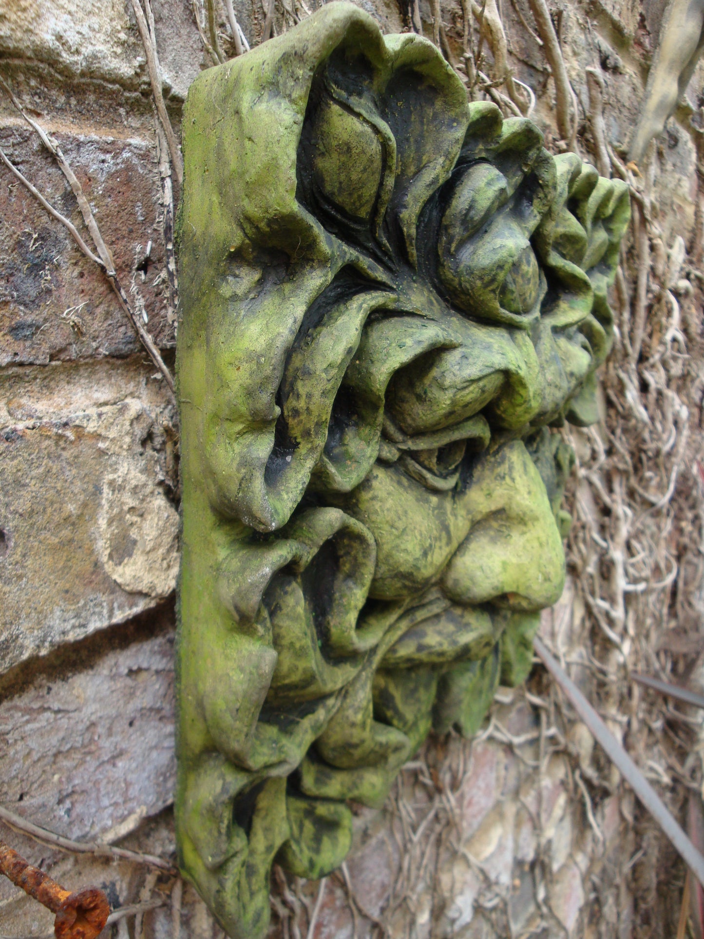 Square Green Man Fountain Mask Plaque