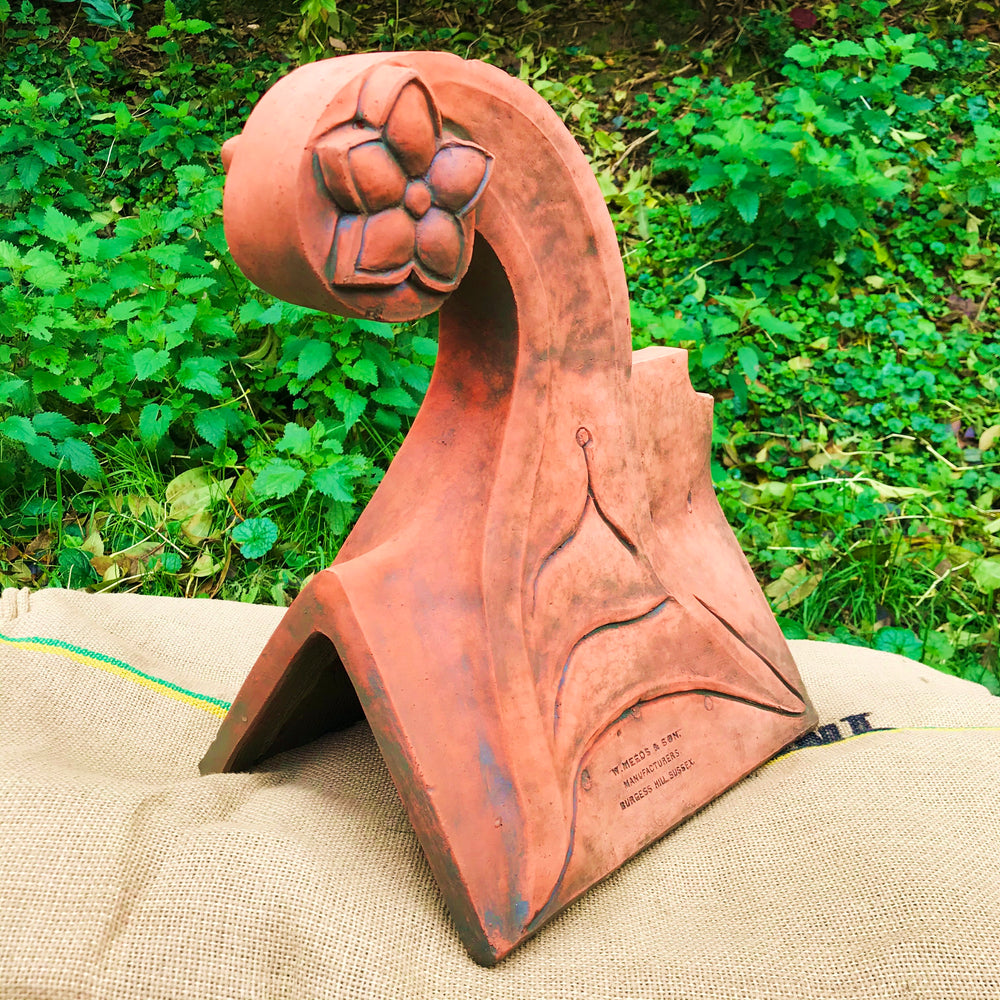 Winchester Swan Neck Angled Roof Finial