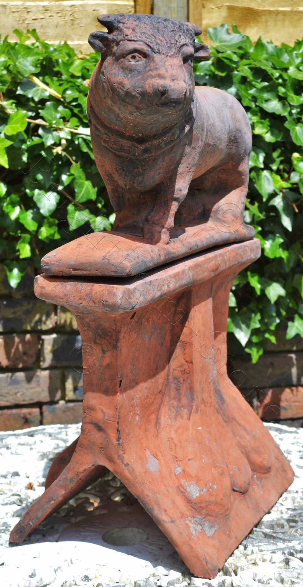 Bull Angled Roof Finial