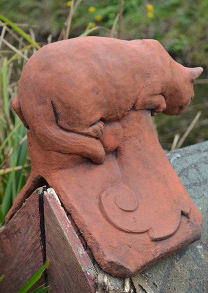 Cat Angled Roof Finial