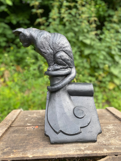 Curious Cat Angled Roof Finial