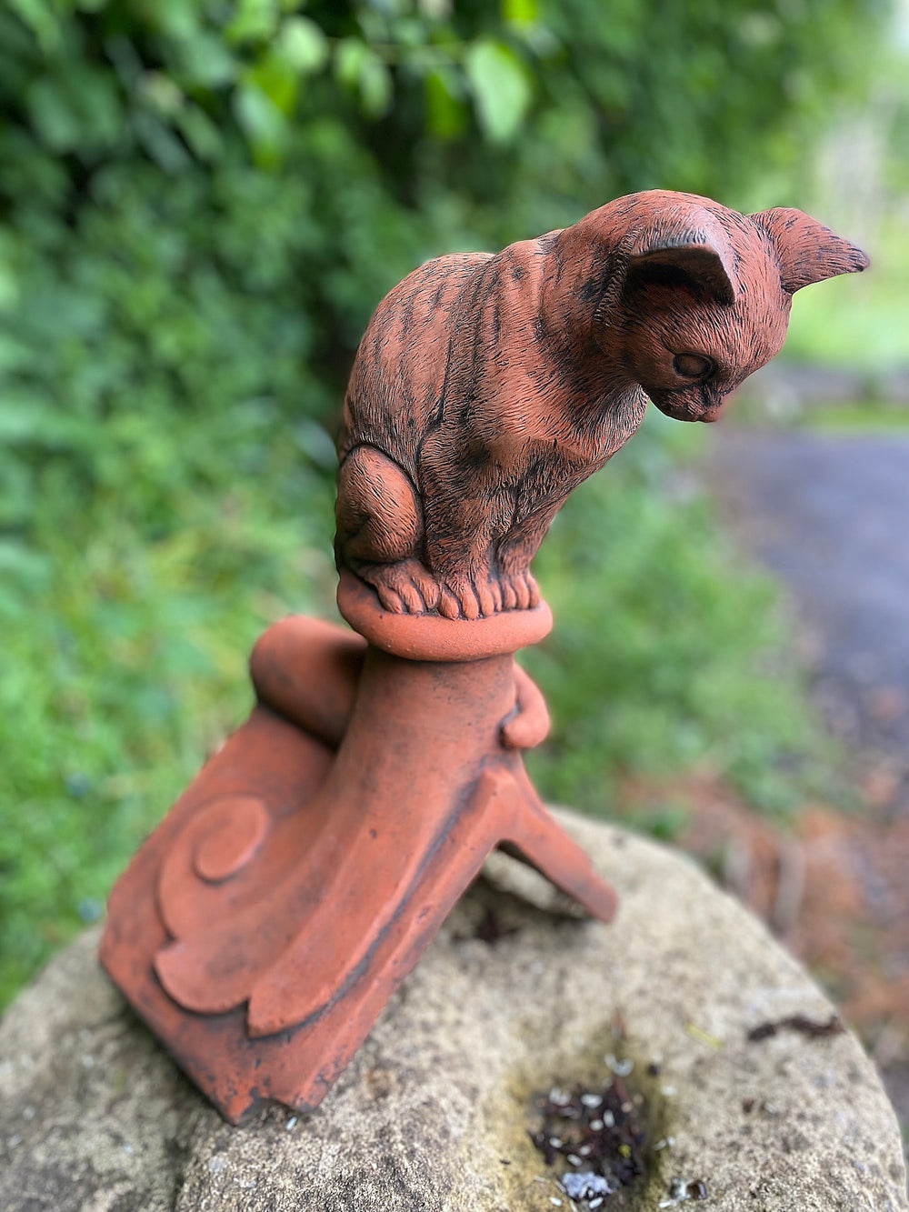 Curious Cat Angled Roof Finial