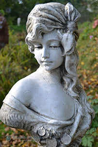 Bohemia Bust
