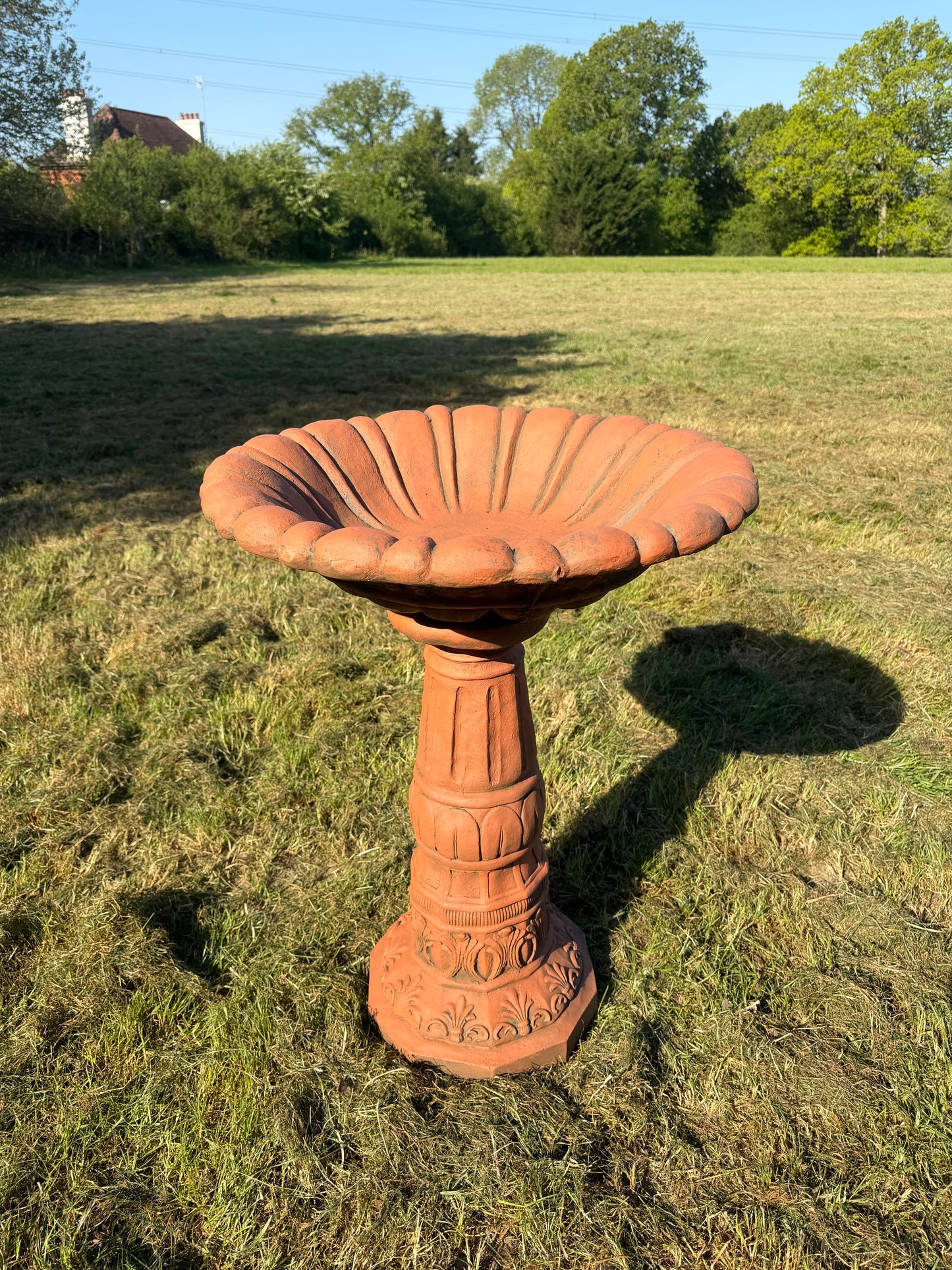 Large Fleur De Lys Bird Bath