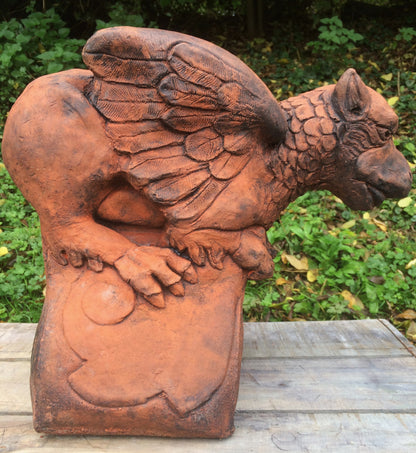 Griffin Large Half Round Roof Finial