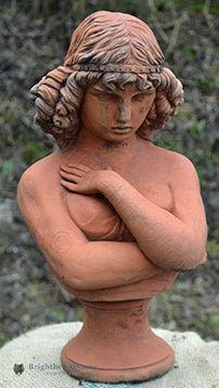 Minnie Bust
