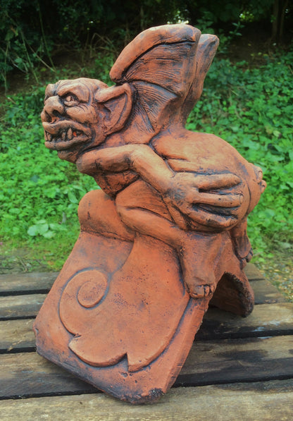 Mooning Gargoyle Angled Roof Finial