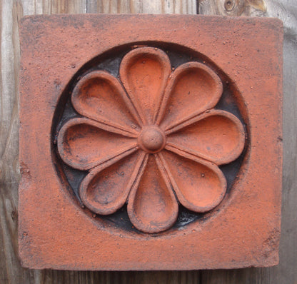 Daisy Decorative Brick