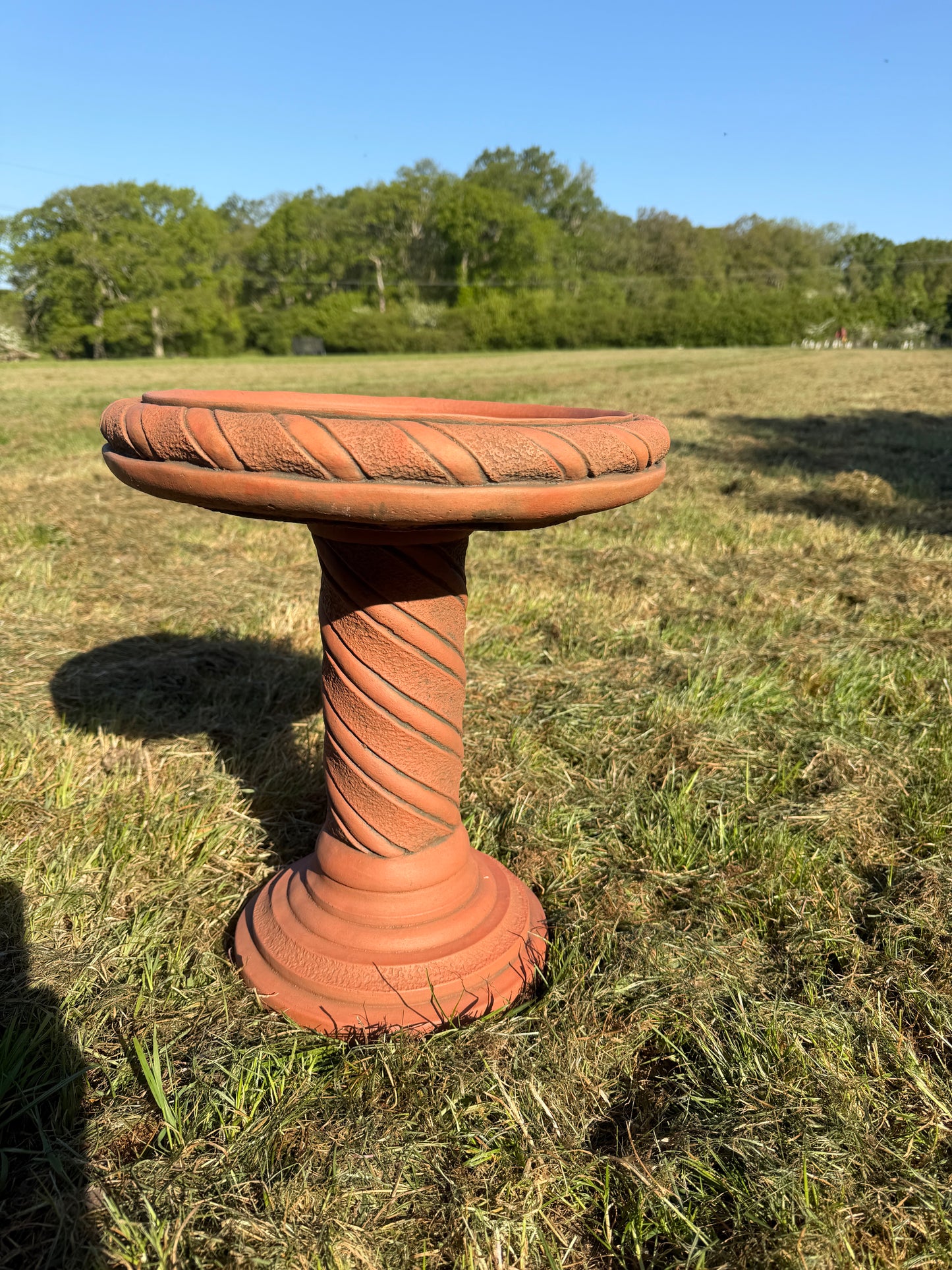 Rope Twist Bird Bath