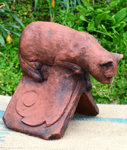 Cat Angled Roof Finial
